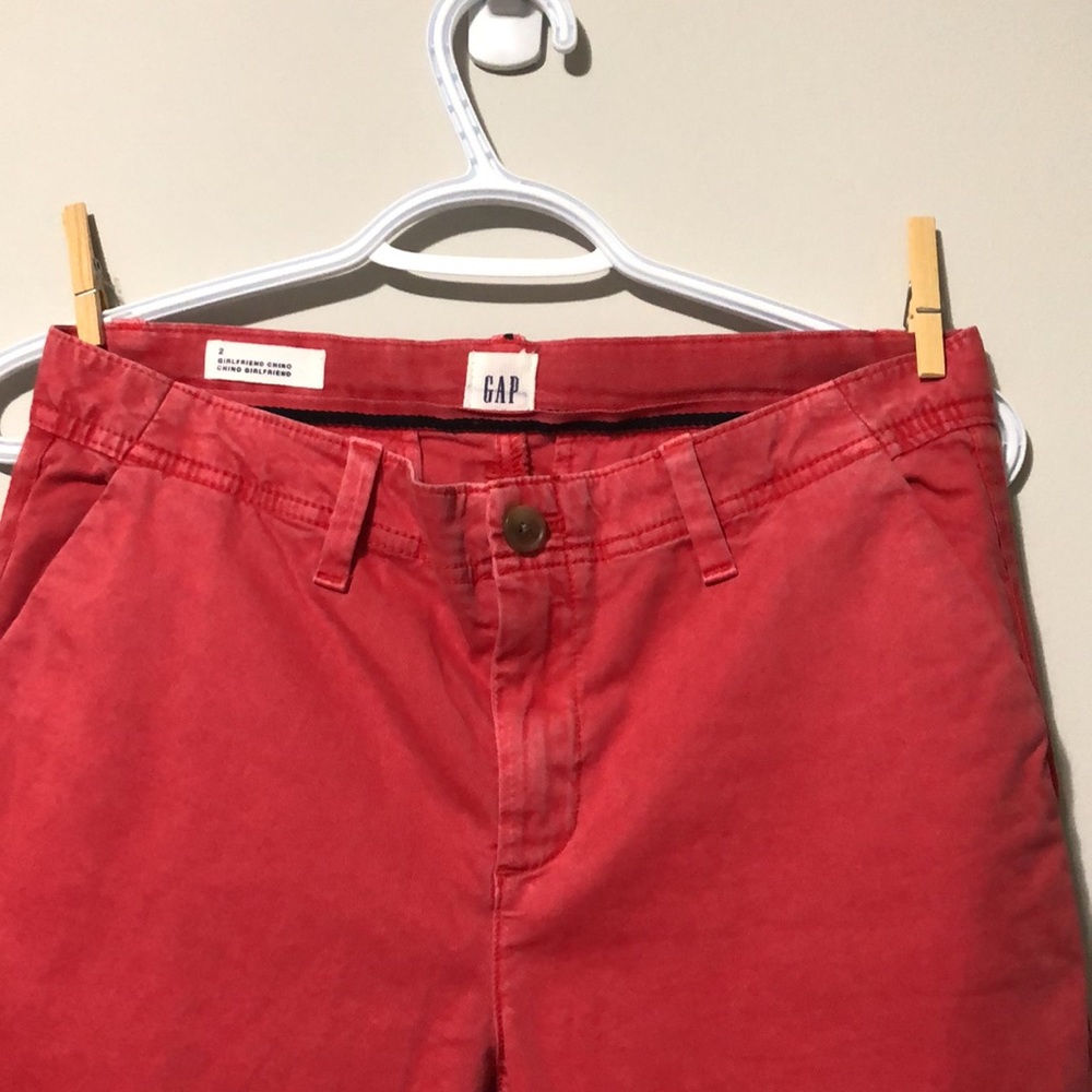 🛍️5/$20🛍️BNWOT GAP GIRLFRIEND CHINO, Sz 2. Colour Vermillion. - Picture 2 of 7